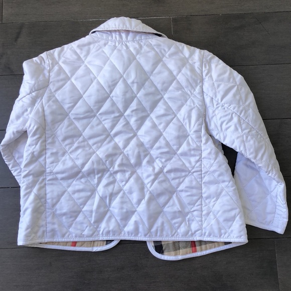 Classic Burberry quilted jacket. Size 3 - Picture 2 of 8